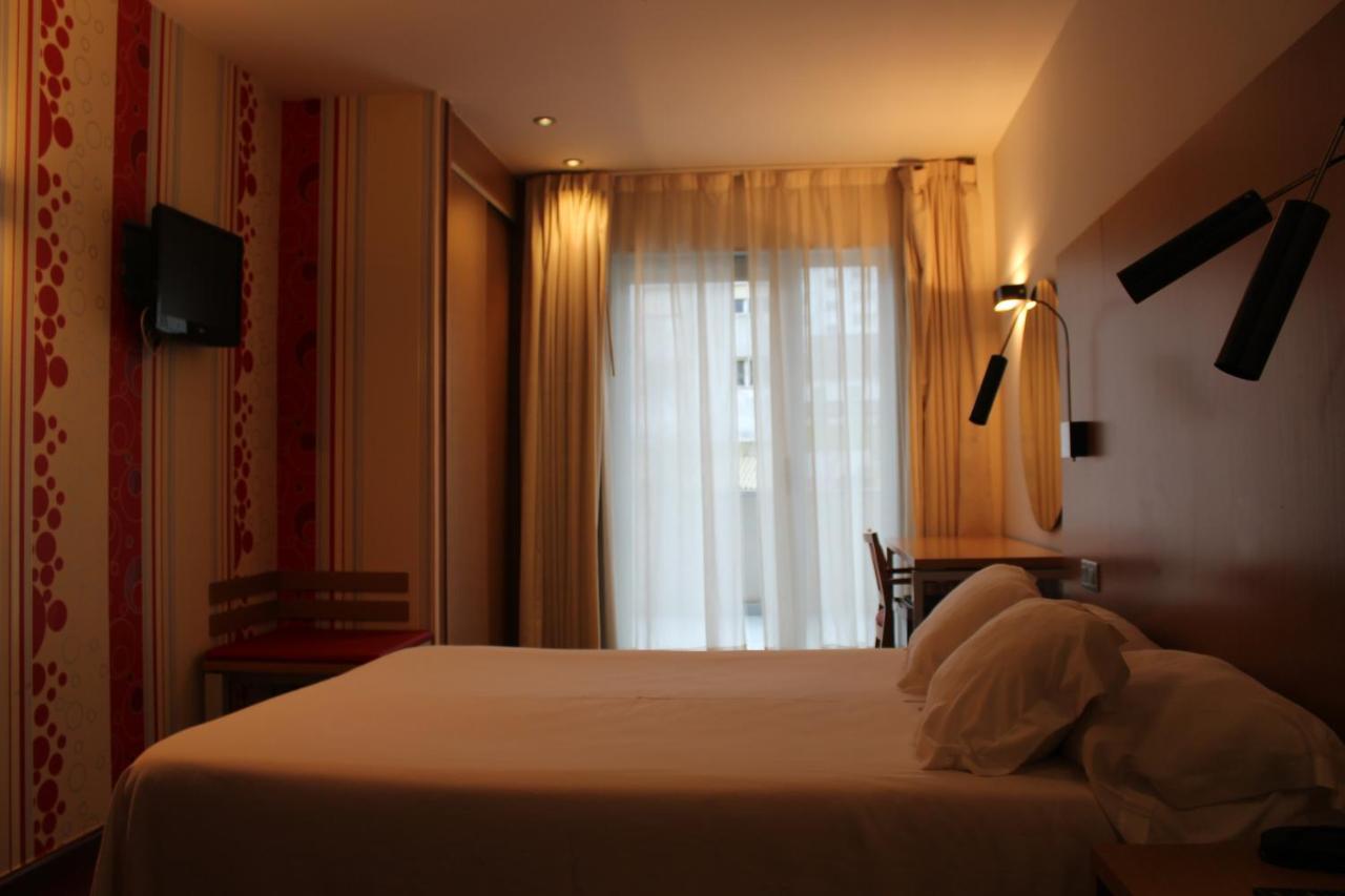 Hotel Ril Burela Exterior photo